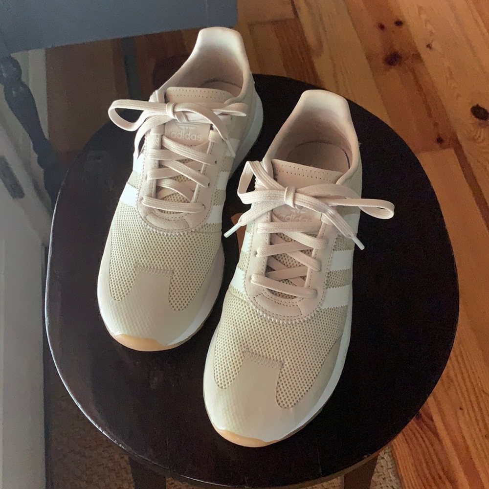 Adidas tennis shoes